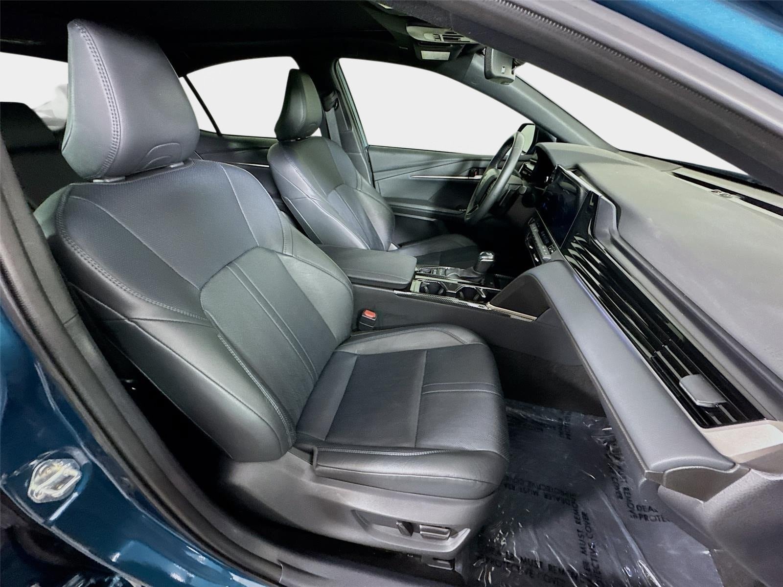 Used 2025 Toyota Camry XSE FWD image 28