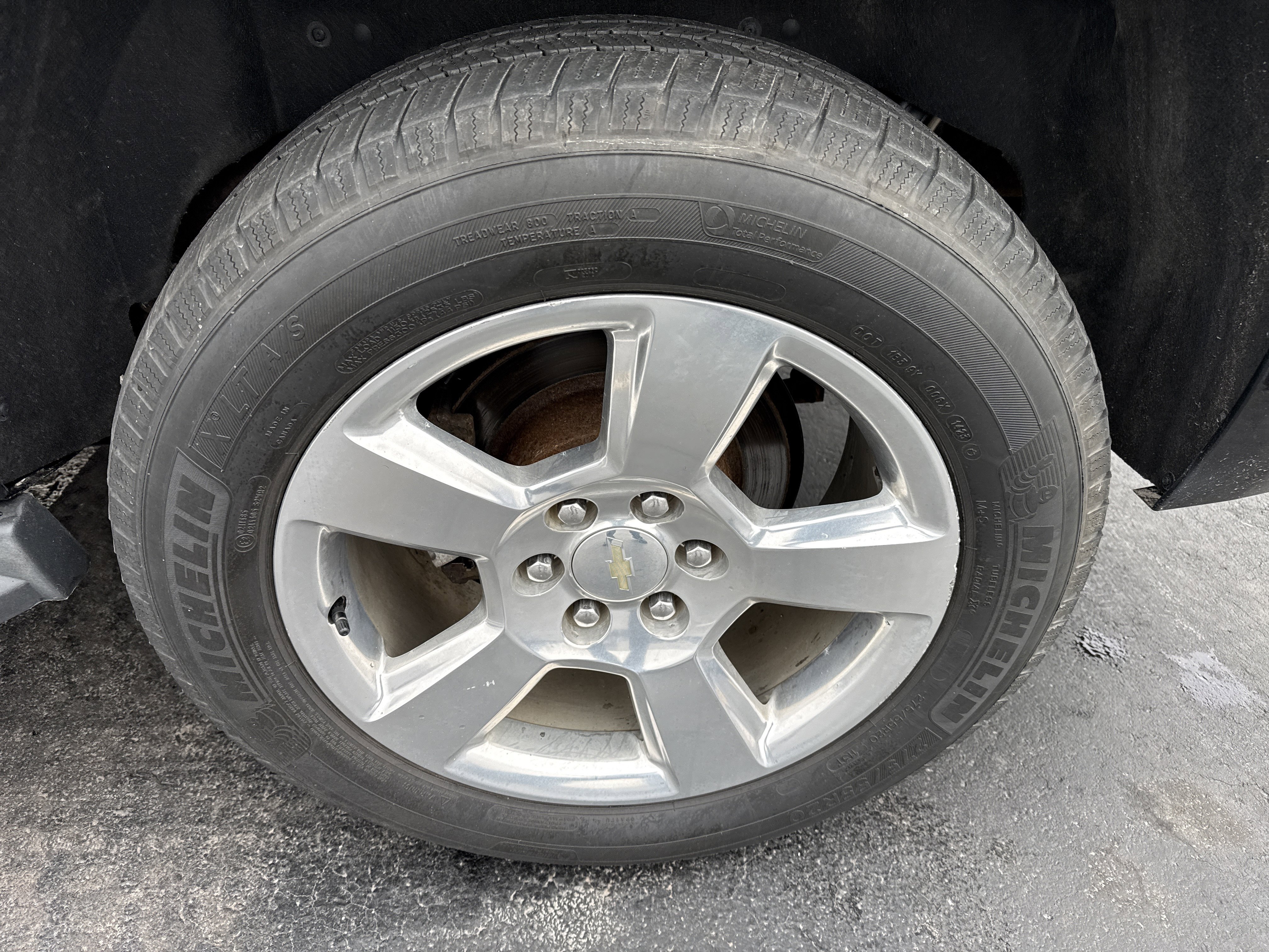 Used 2017 Chevrolet Tahoe LT image 4