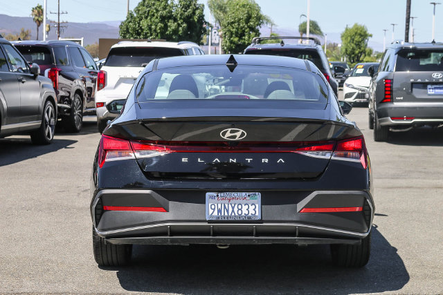 Certified 2026 Hyundai Elantra Sport FWD image 10