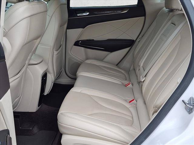 Used 2018 Lincoln MKC Reserve FWD image 17