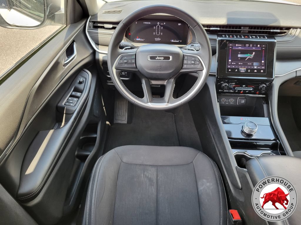 Used 2023 Jeep Grand Cherokee L Laredo AWD/4WD image 20