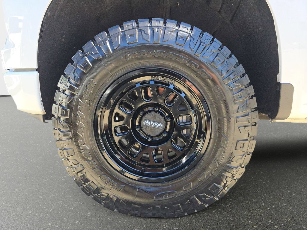 Used 2022 Chevrolet Silverado 1500 Custom AWD/4WD image 35