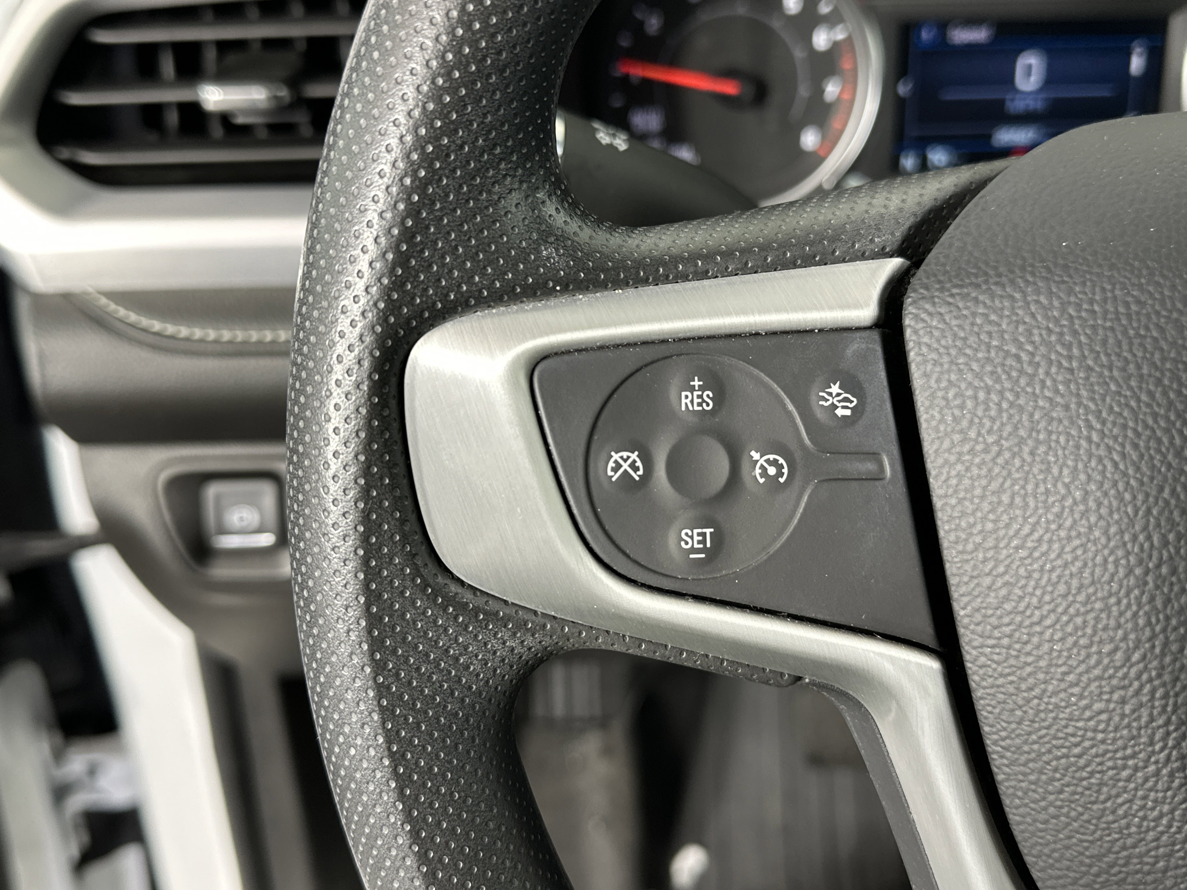 Used 2023 GMC Acadia SLE w/ Driver Convenience Package image 33