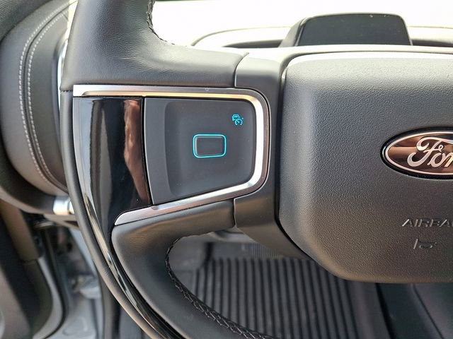 Used 2025 Ford Expedition Platinum w/ Stealth Appearance Package image 20