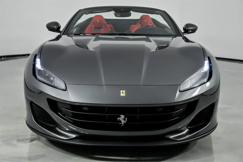 Used 2020 Ferrari Portofino RWD image 5