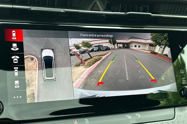 New 2025 Jeep Wagoneer Limited image 17