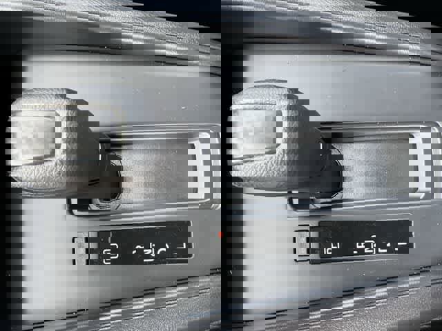 Used 2025 Nissan Versa S w/ Trunk Package image 16