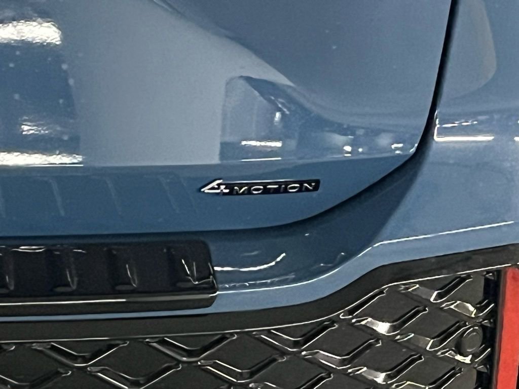 New 2026 Volkswagen Tiguan SEL R-Line image 38