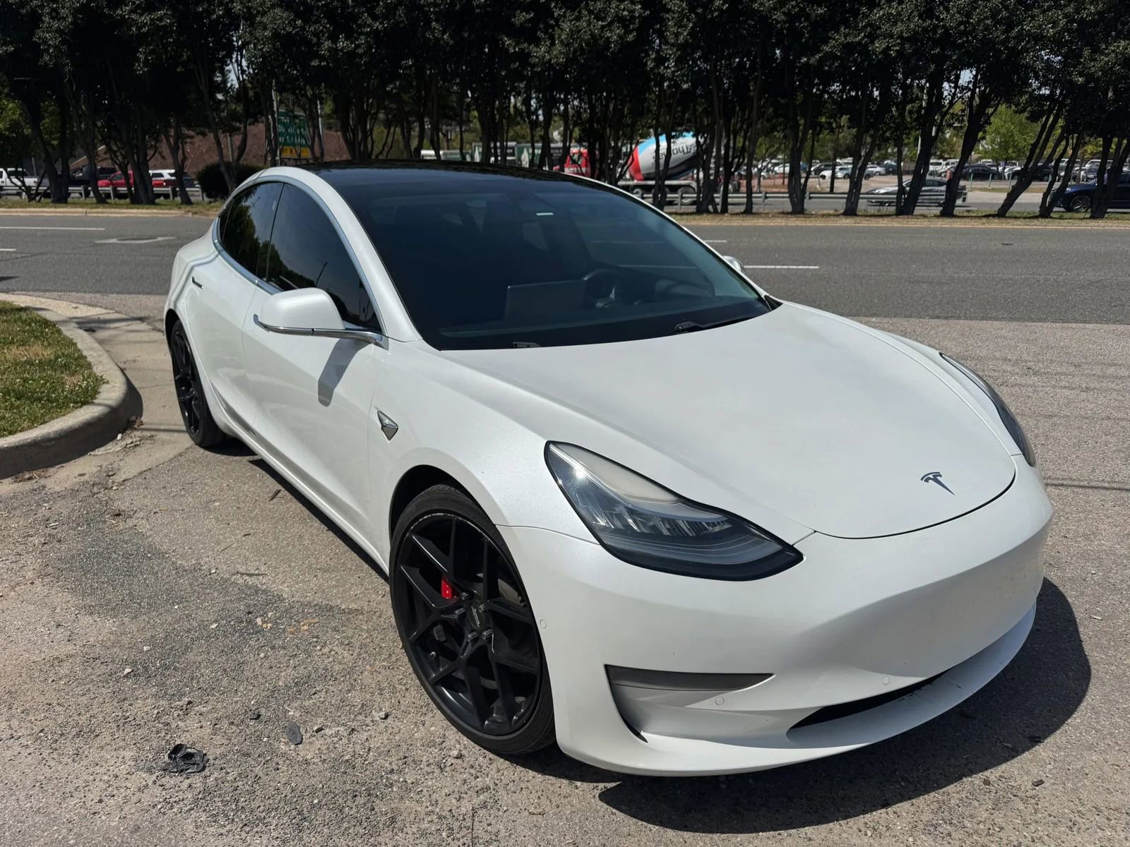 Used 2020 Tesla Model 3 Performance AWD/4WD image 1