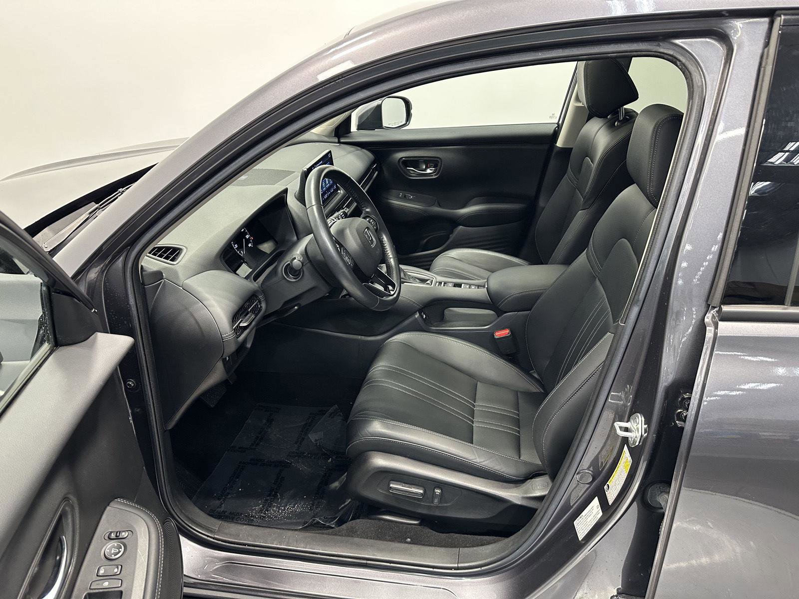 Certified 2023 Honda HR-V EX-L image 11