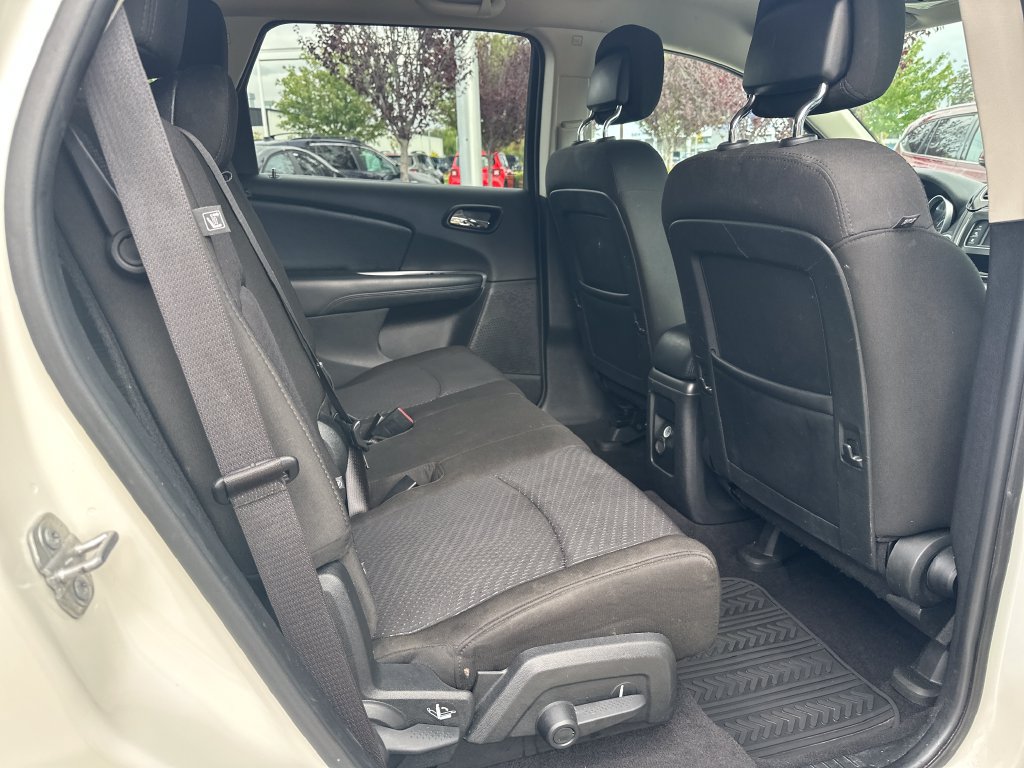 Used 2019 Dodge Journey SE w/ Premium Group AWD/4WD image 15
