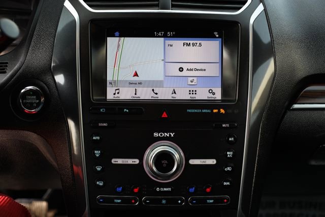 Used 2019 Ford Explorer Limited w/ Class III Trailer Tow Package image 26