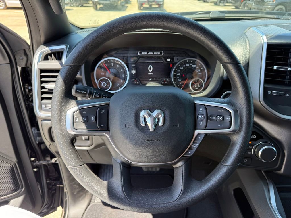 New 2026 RAM 1500 Express AWD/4WD image 14