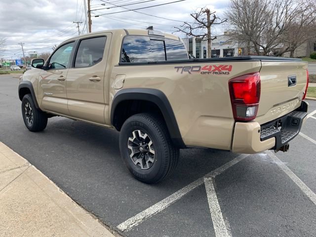 Used 2019 Toyota Tacoma TRD Off-Road w/ Technology Package image 5