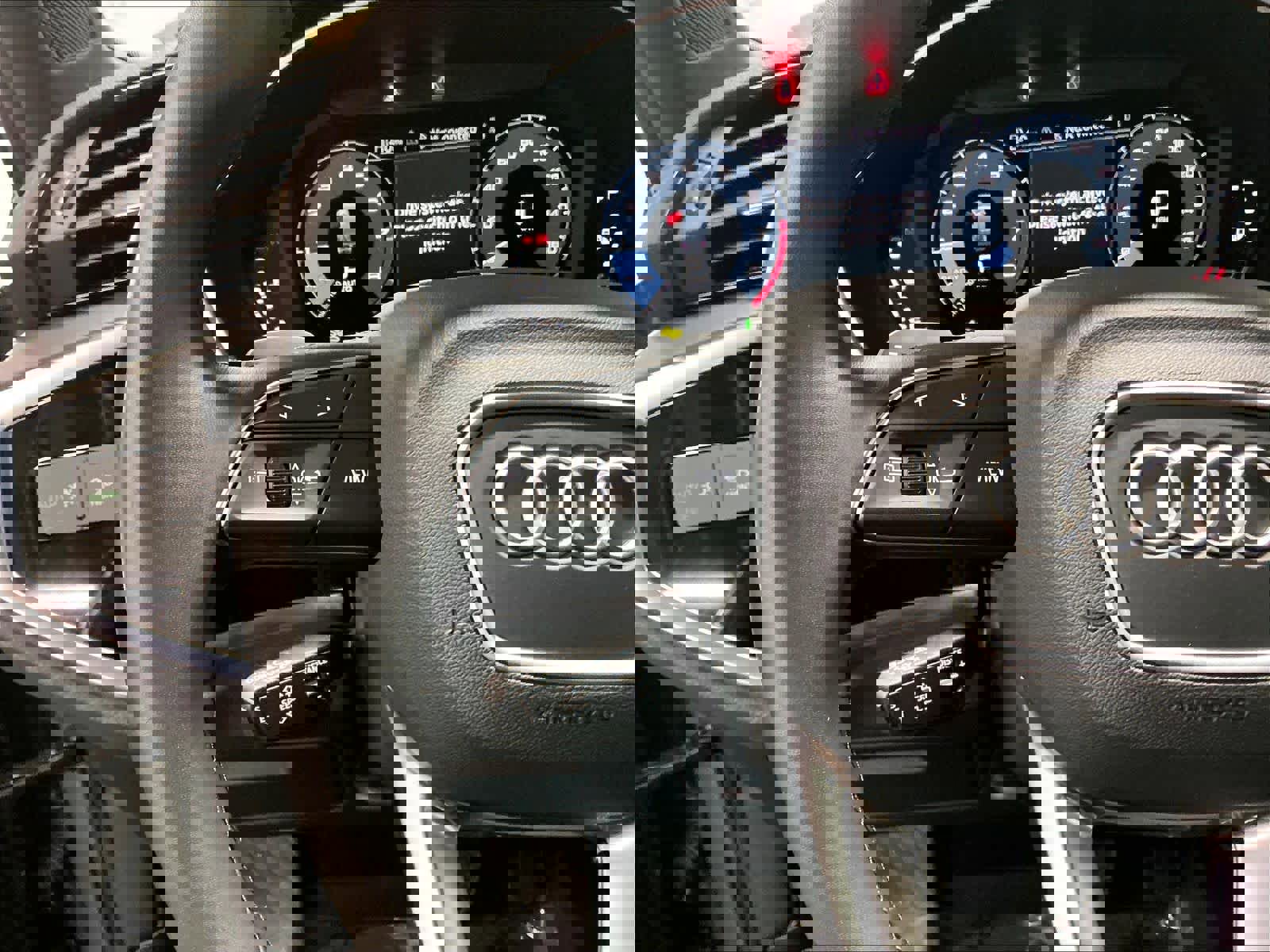 Certified 2025 Audi Q3 2.0T Premium image 20