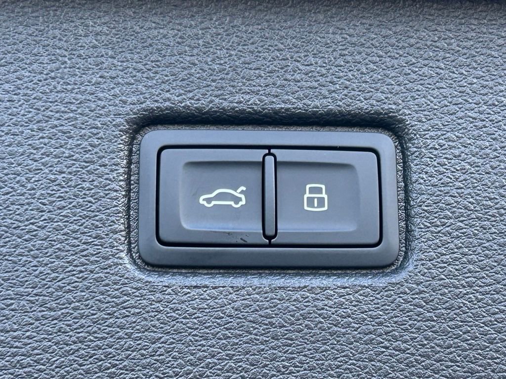 New 2026 Audi Q7 2.0T Premium image 59