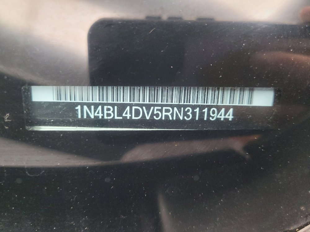 Used 2024 Nissan Altima 2.5 SV image 33