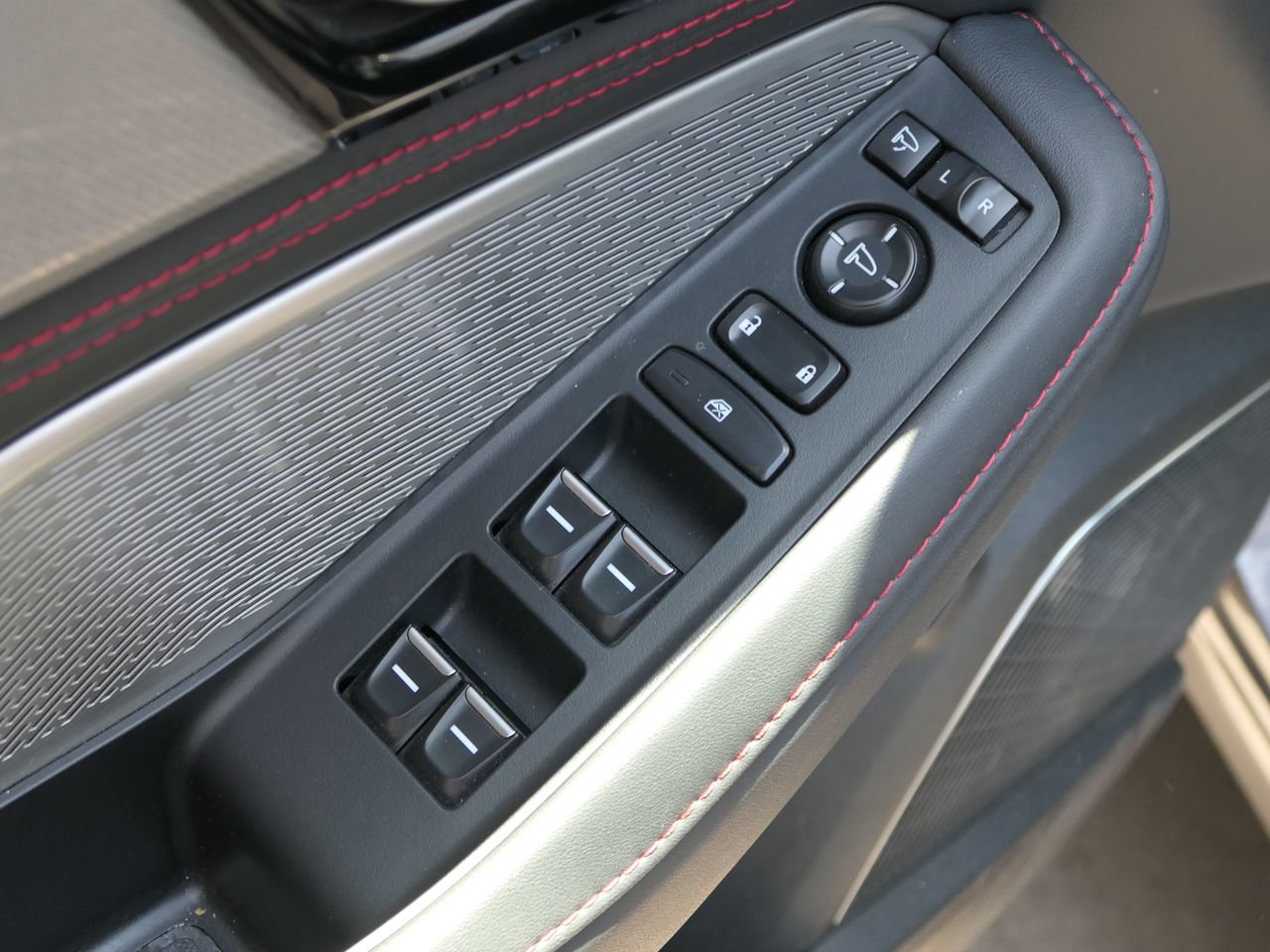 Used 2022 Acura MDX A-Spec AWD/4WD image 13