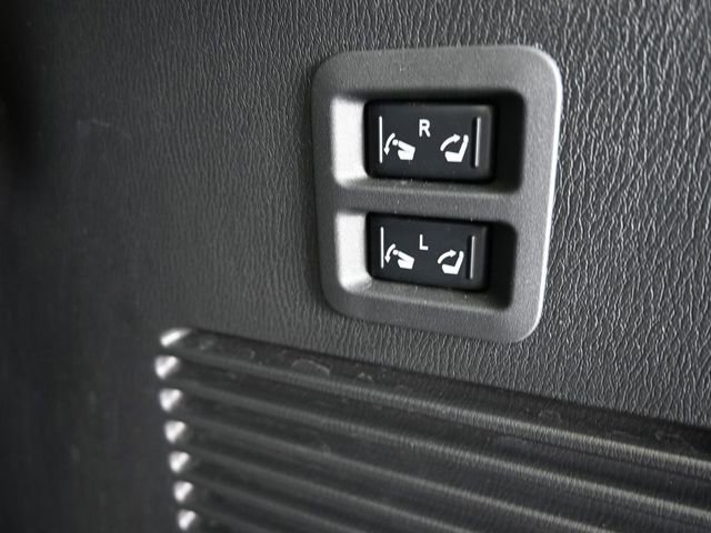 Used 2024 Nissan Armada Platinum w/ Cargo Package image 34