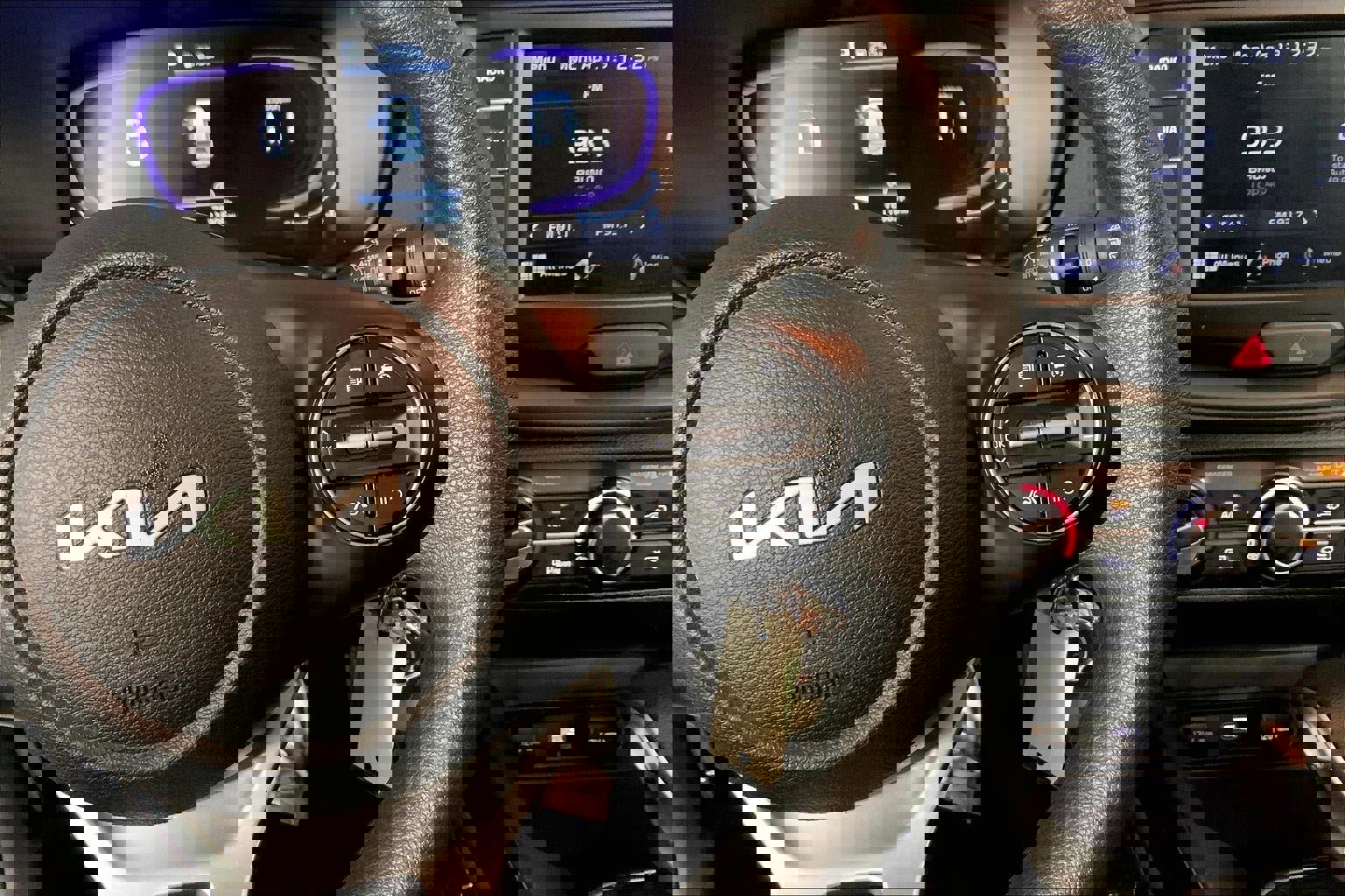 Certified 2025 Kia Soul LX image 19