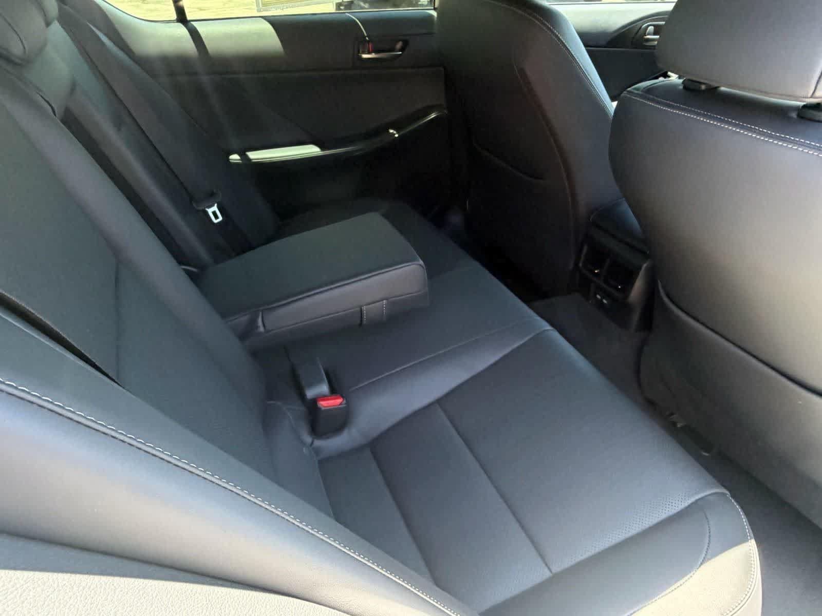 Used 2026 Lexus IS 350 F Sport AWD/4WD image 34
