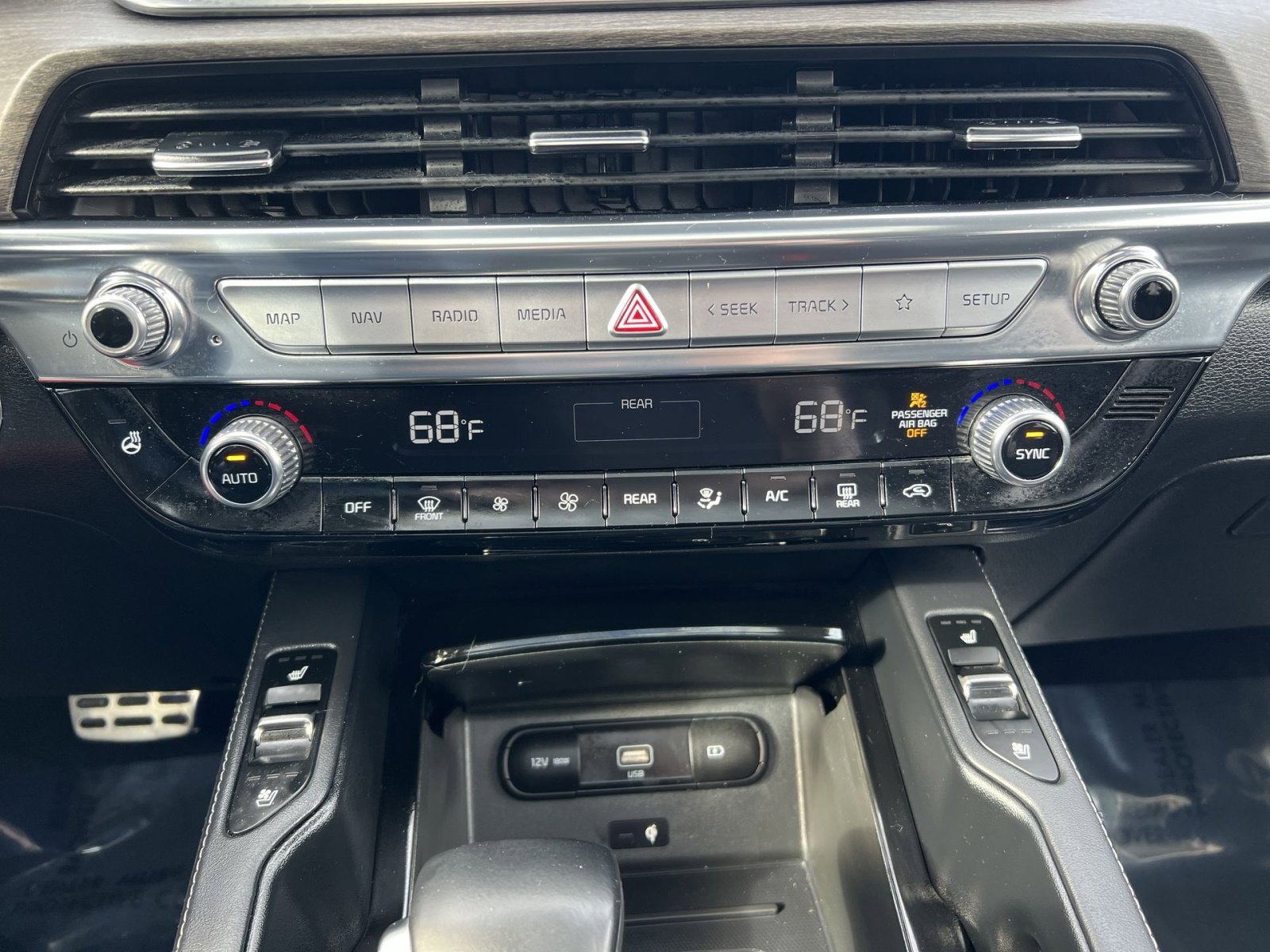 Used 2022 Kia Telluride SX w/ SX Prestige Package image 21