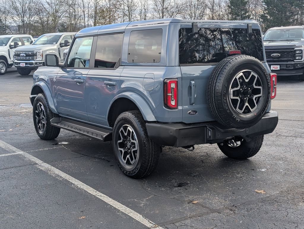 New 2025 Ford Bronco Outer Banks image 4