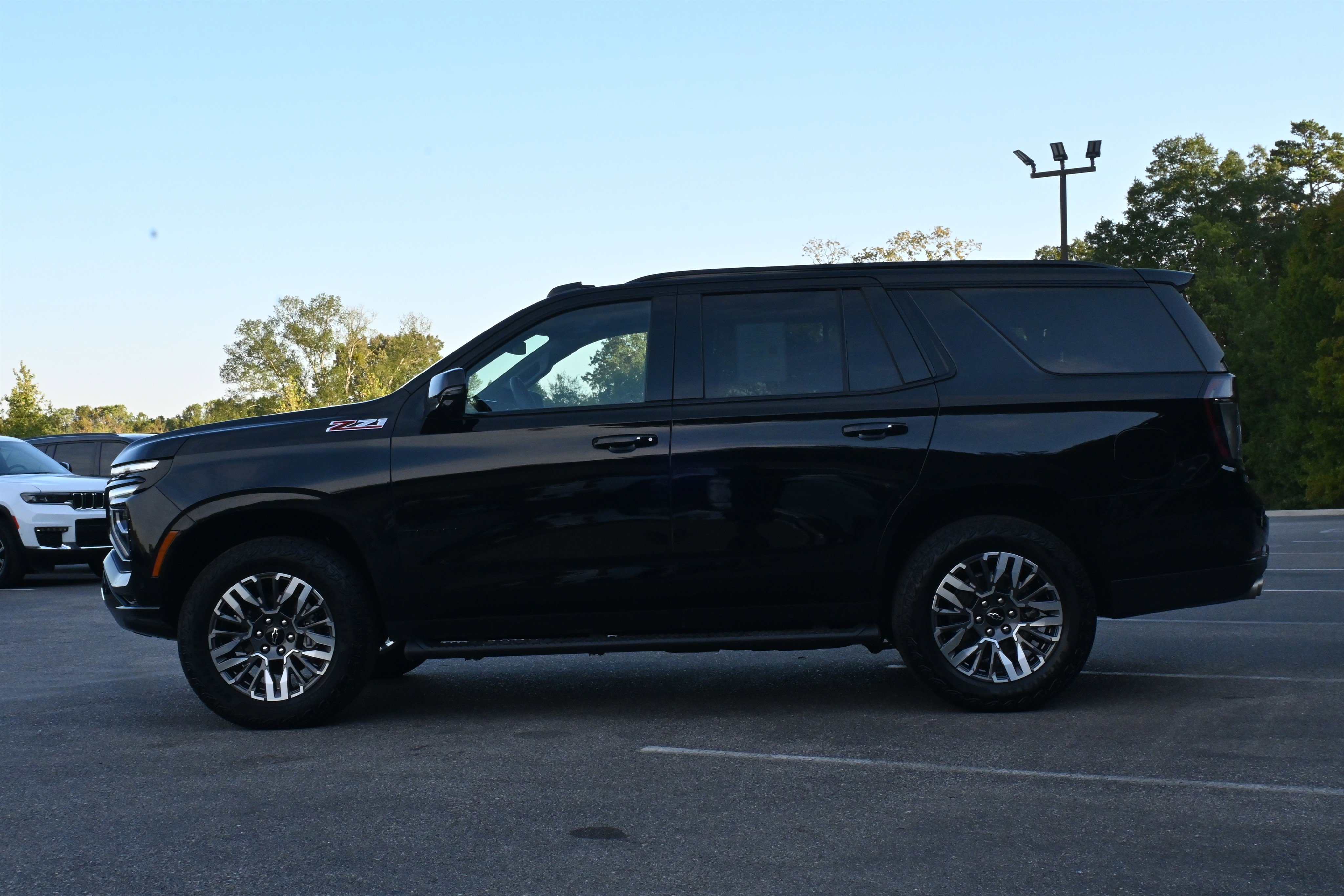 Used 2025 Chevrolet Tahoe Z71 w/ Comfort Package image 6