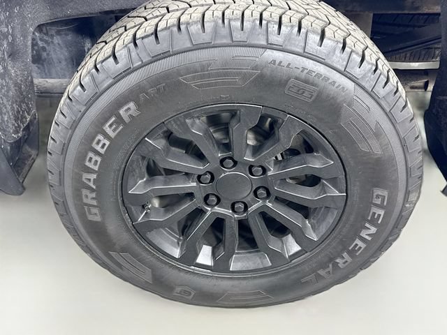 Used 2022 GMC Sierra 1500 AT4 w/ AT4 Premium Package AWD/4WD image 37