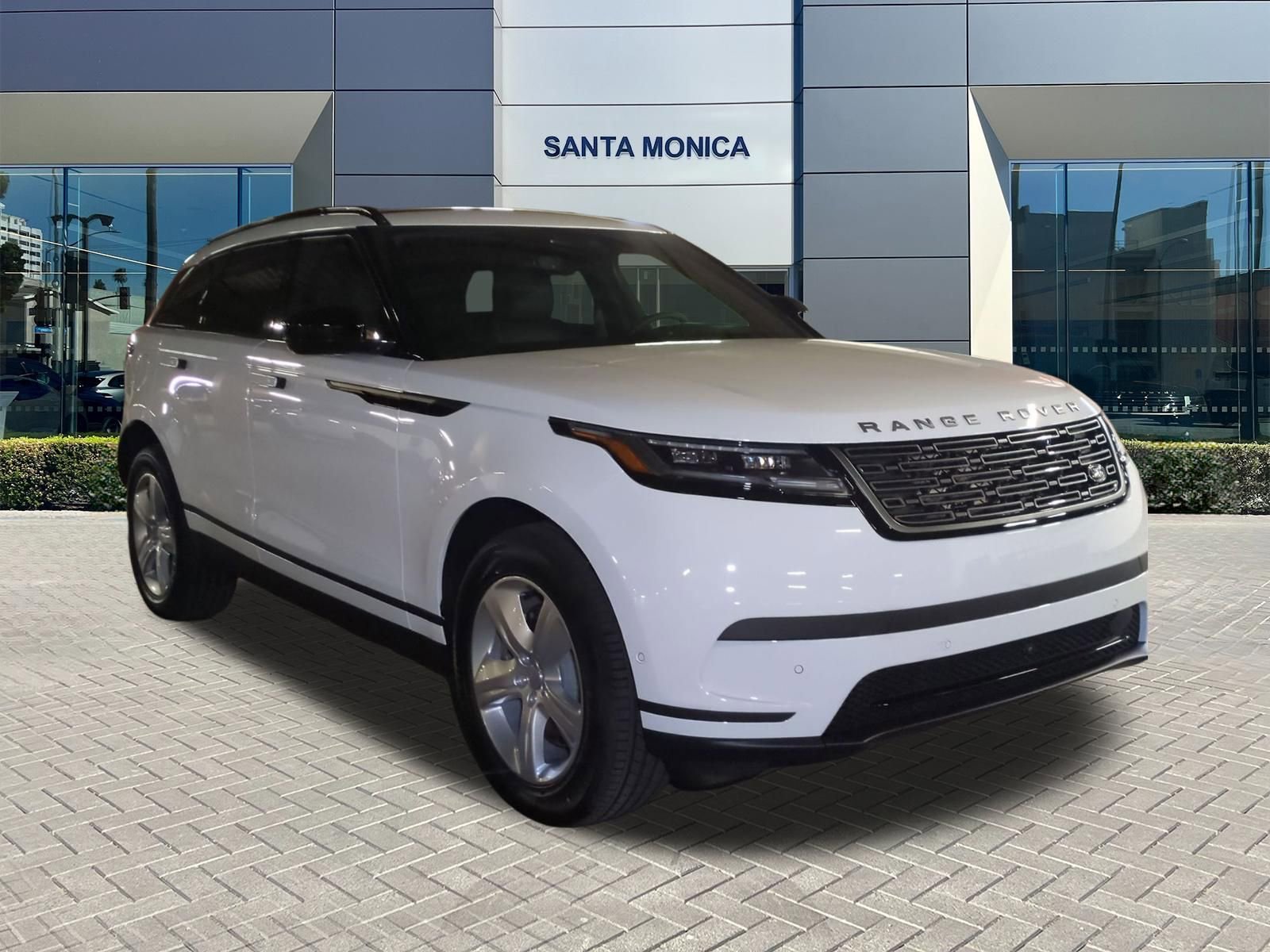 New 2026 Land Rover Range Rover Velar S AWD/4WD image 7