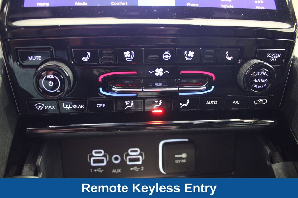 Used 2025 Jeep Grand Cherokee Summit w/ Adv Protech Group IV AWD/4WD image 9