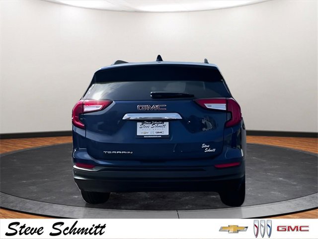 Certified 2023 GMC Terrain SLE w/ Driver Convenience Package image 8
