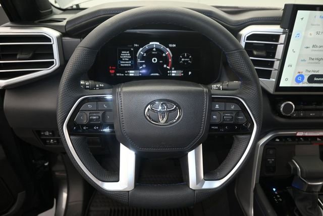 Used 2025 Toyota Tundra Platinum AWD/4WD image 5