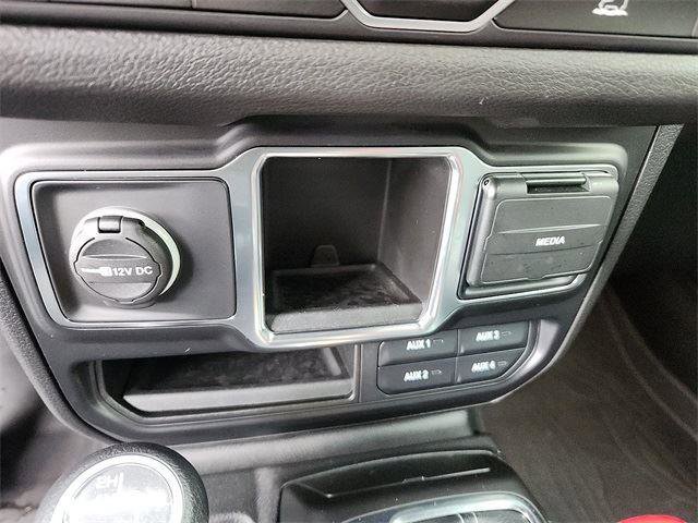 Used 2024 Jeep Wrangler Sport image 22