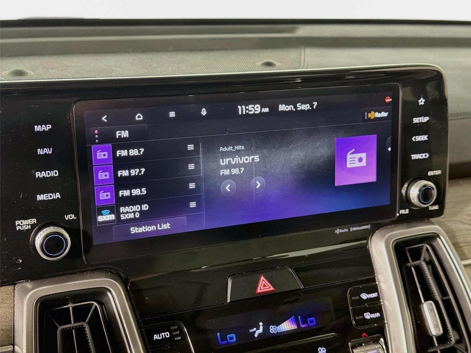 Certified 2022 Kia Sorento EX w/ Panoramic Sunroof Package FWD image 15