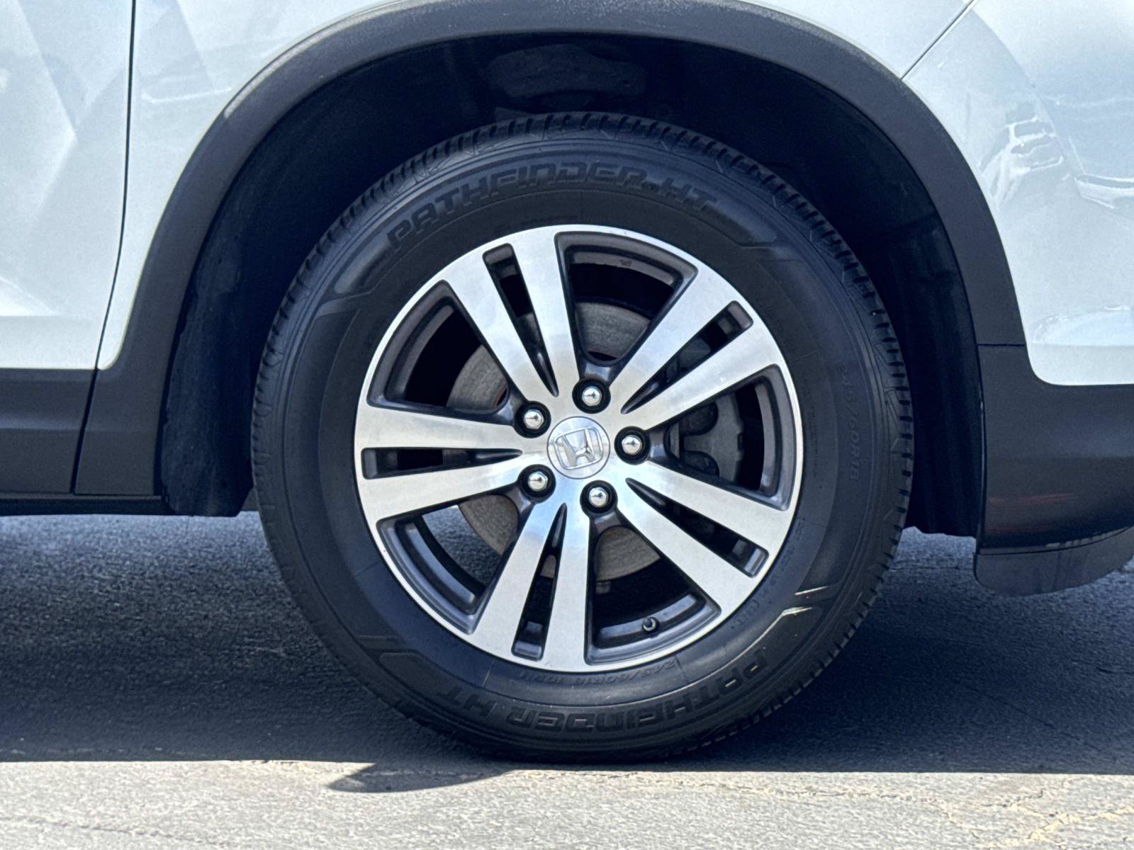 Certified 2017 Honda Pilot EX image 33