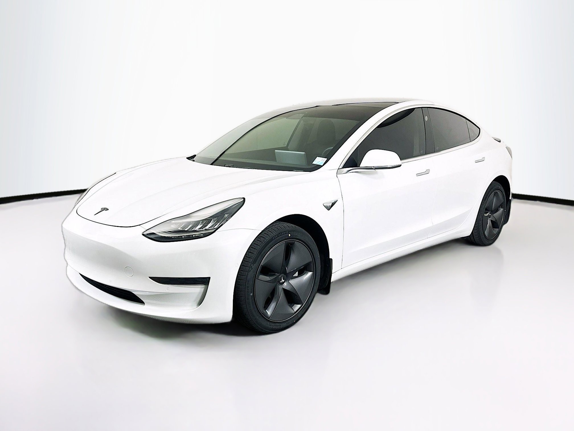 Used 2019 Tesla Model 3 Standard Range Plus RWD image 3