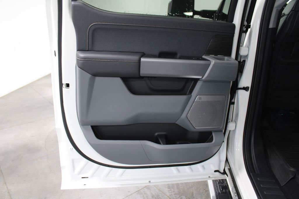 New 2025 Ford F150 Lariat w/ Equipment Group 502A High image 28