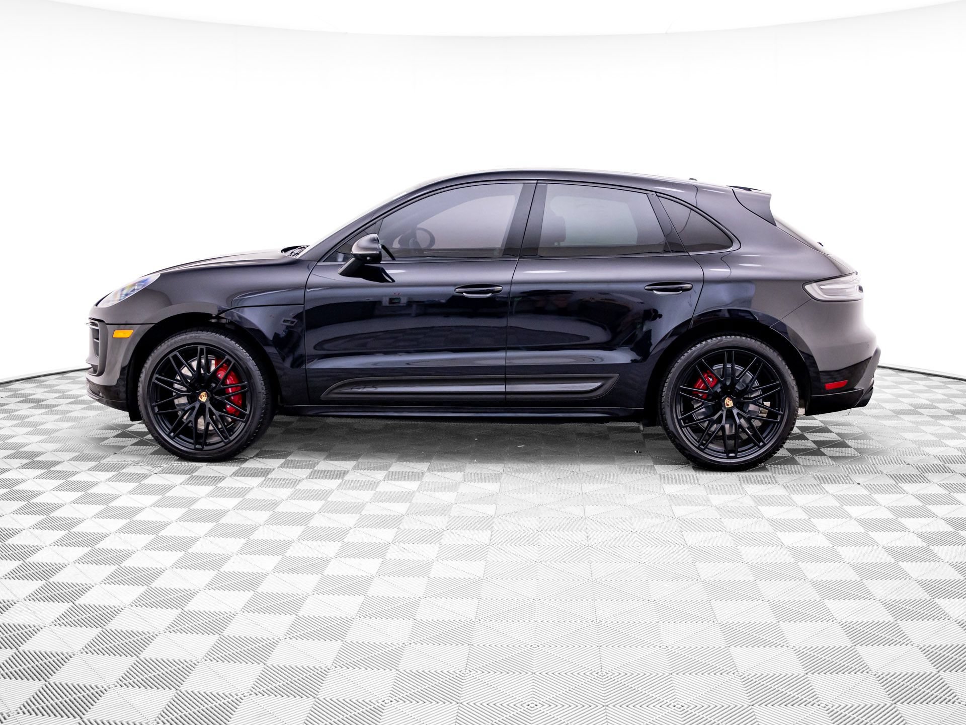 Certified 2023 Porsche Macan GTS AWD/4WD video 2