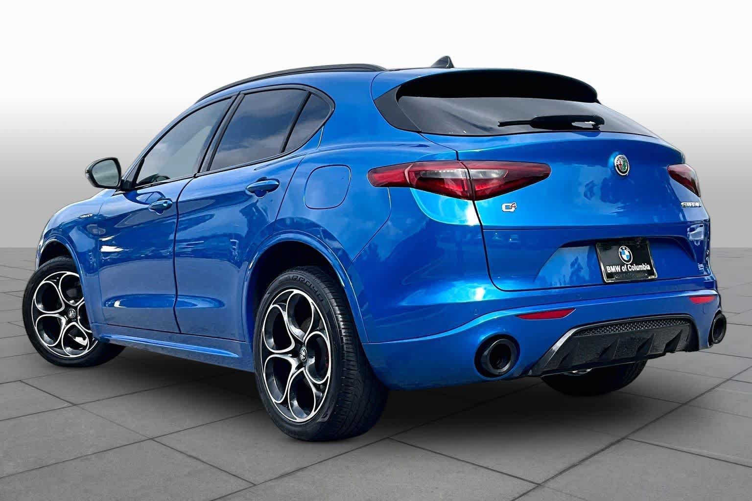 Used 2023 Alfa Romeo Stelvio Veloce AWD/4WD image 22