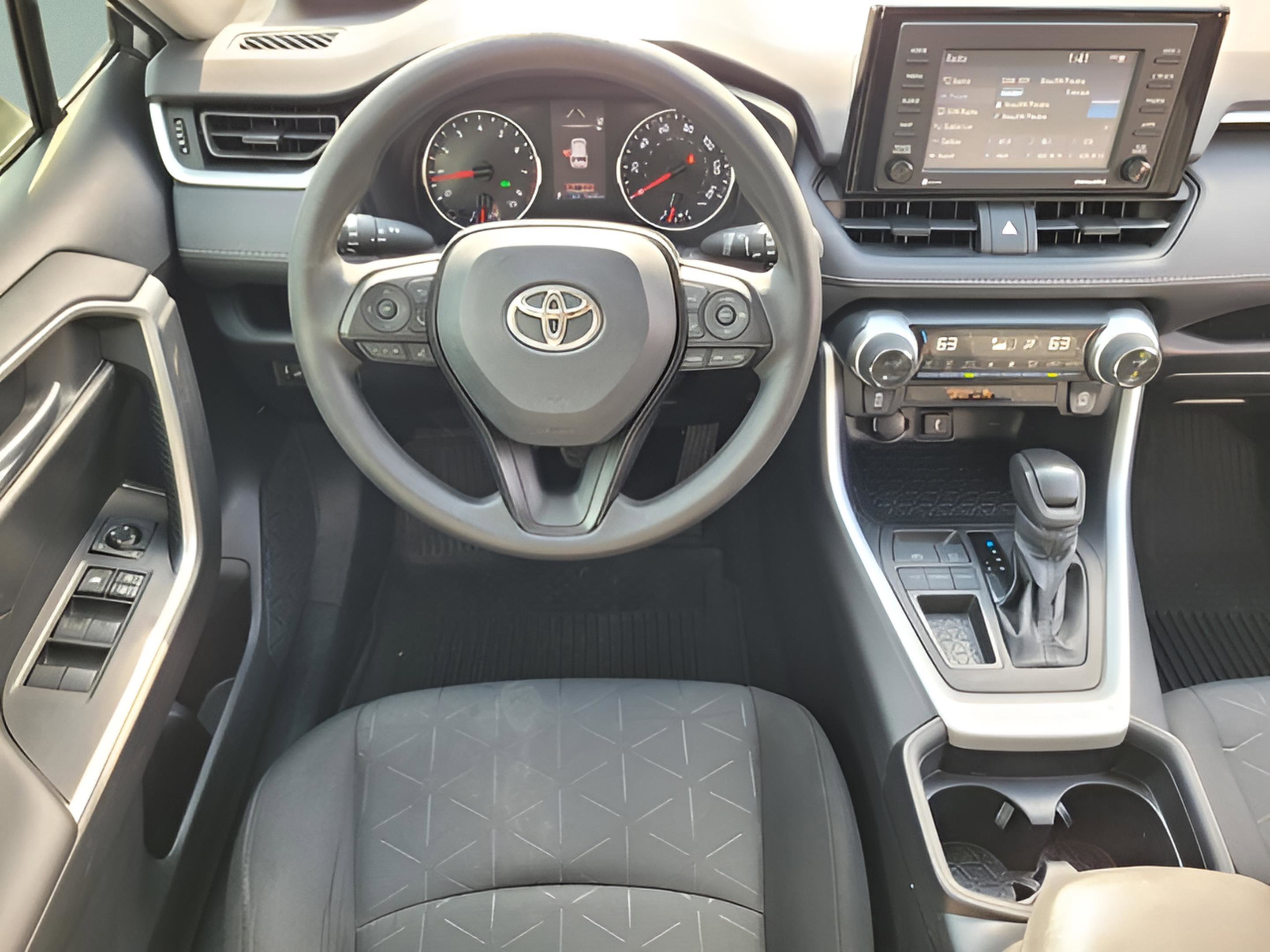 Certified 2021 Toyota RAV4 XLE image 16