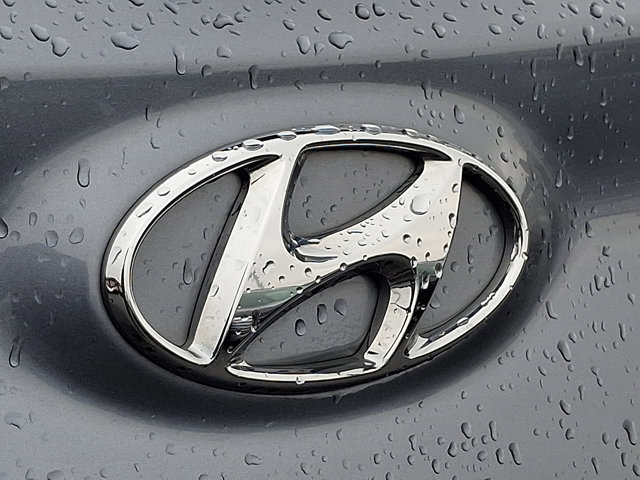 Used 2019 Hyundai Kona SE image 29