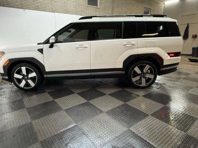 Used 2025 Hyundai Santa Fe Limited image 14