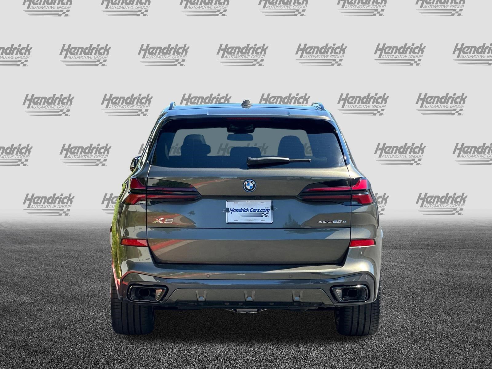 Used 2026 BMW X5 xDrive50e w/ M Sport Package image 6