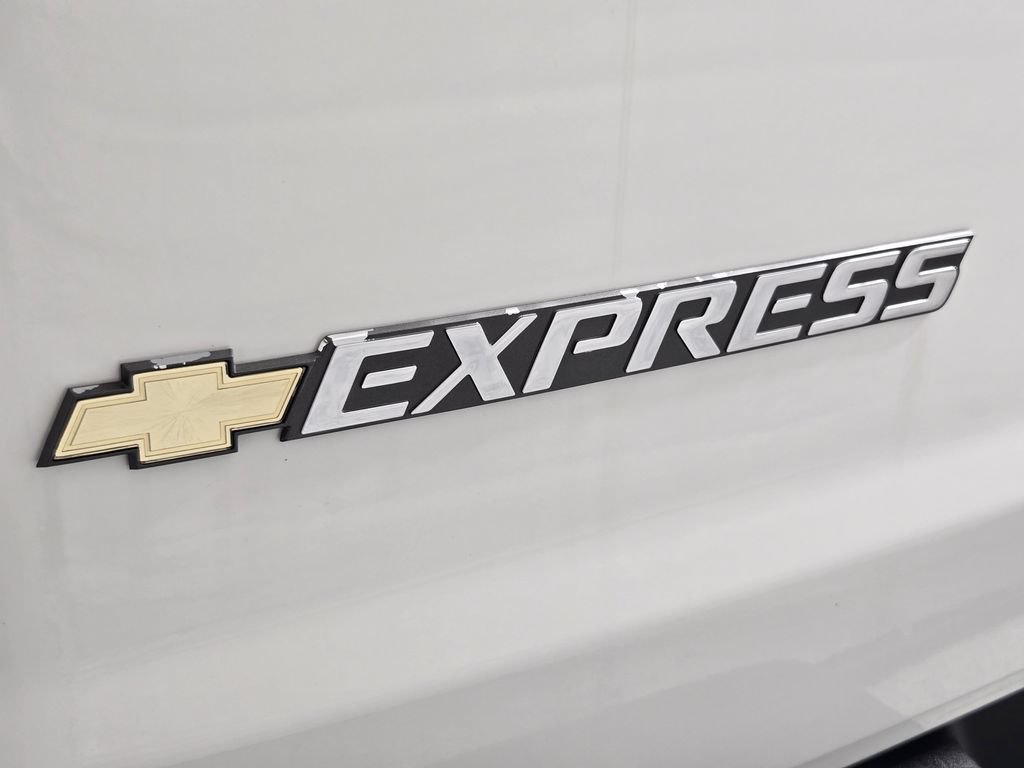 New 2026 Chevrolet Express 2500 w/ Communications Package RWD image 12