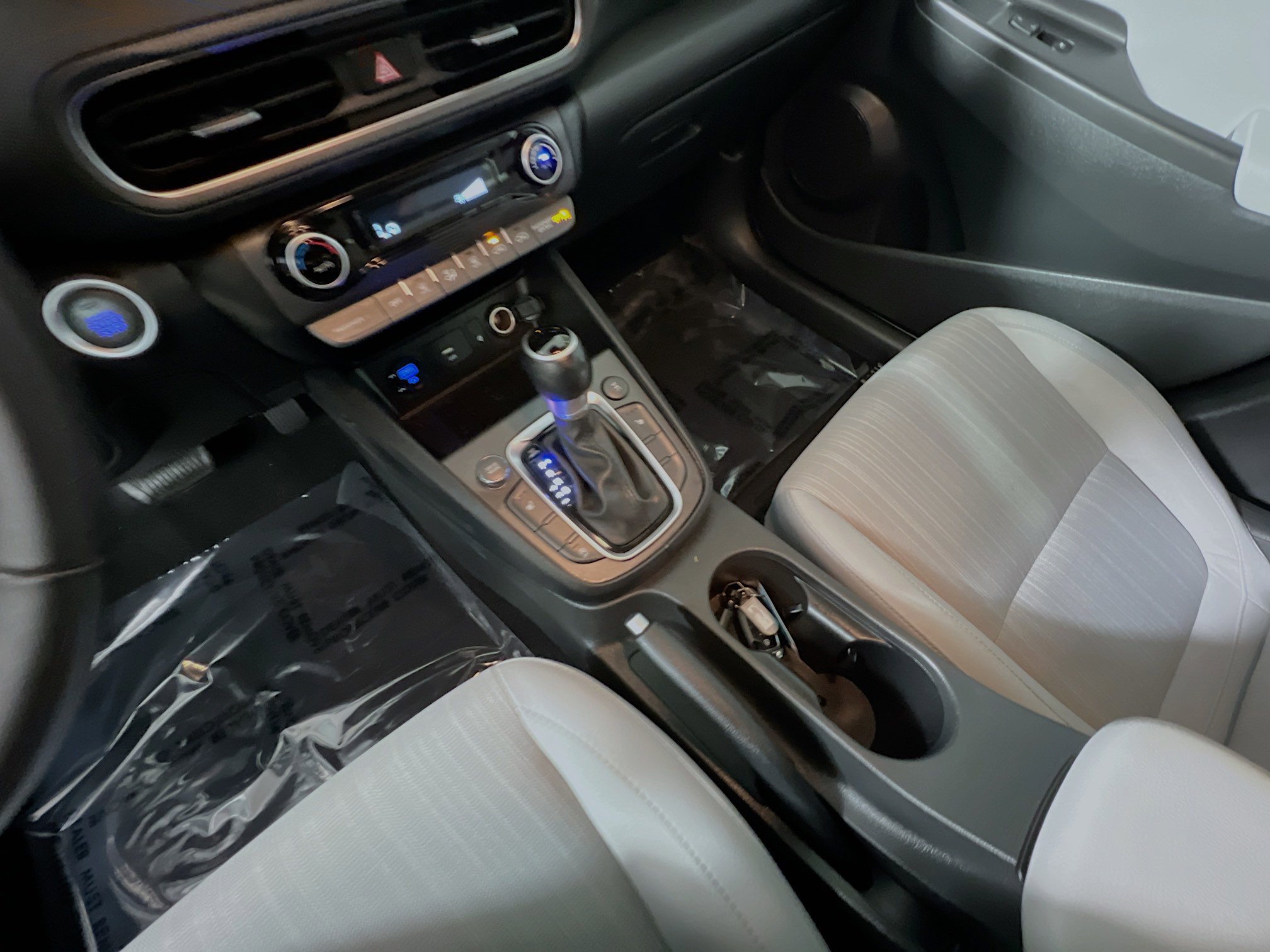 Used 2023 Hyundai Kona SEL w/ Convenience Package image 25