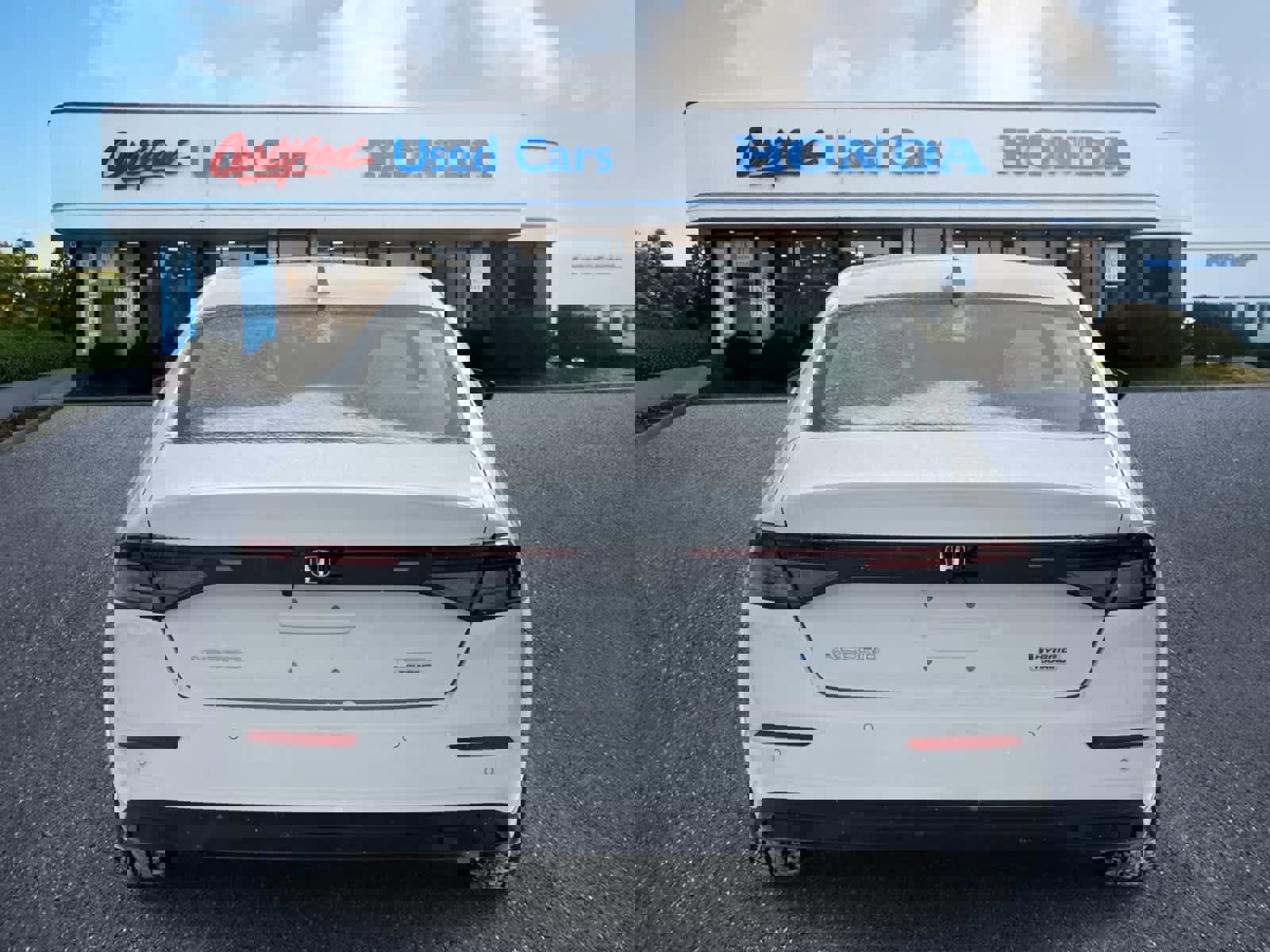 Used 2025 Honda Accord Touring image 4