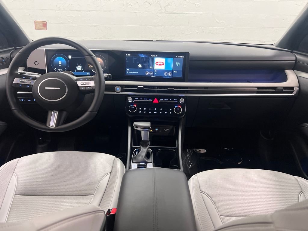 Used 2025 Hyundai Santa Cruz Limited image 14