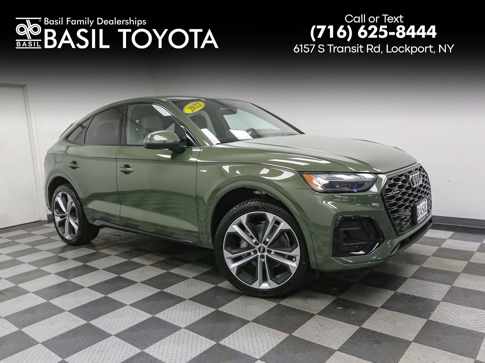 Used 2022 Audi Q5 2.0T Prestige w/ Prestige Package AWD/4WD image 1