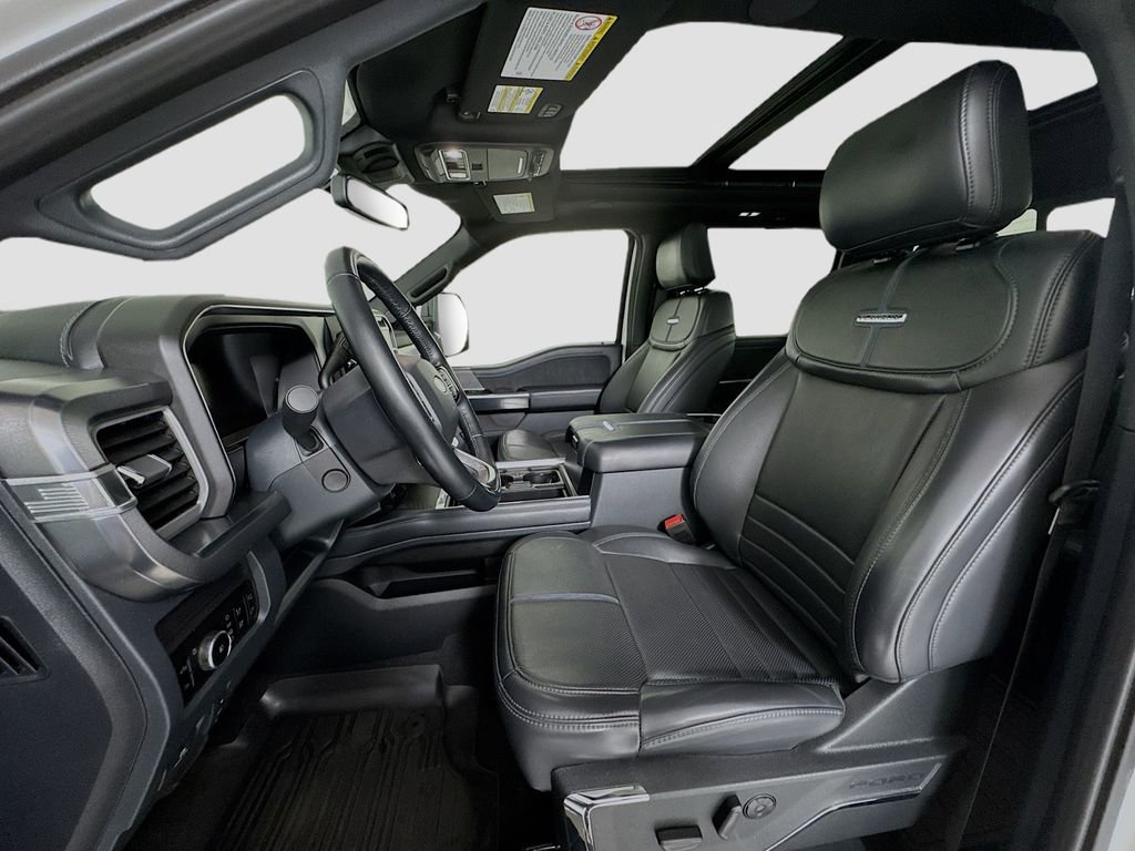Used 2025 Ford F350 Platinum image 11